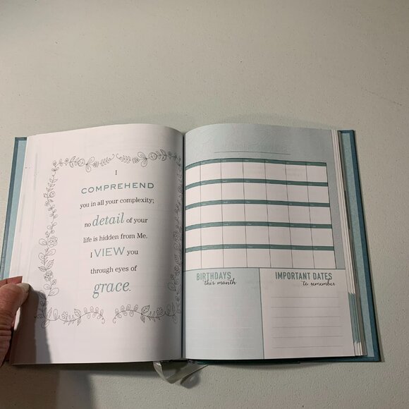 Jesus Calling Planner/Journal NWT - Picture 5 of 6